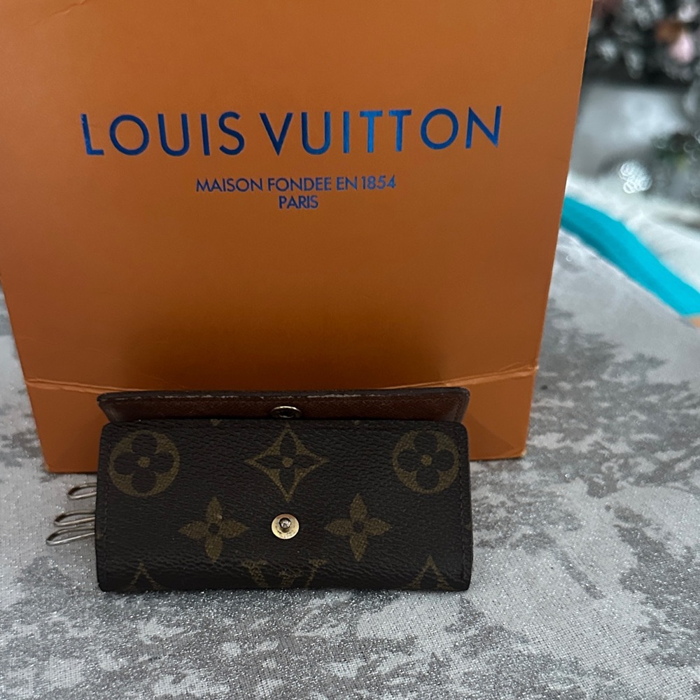 Louis Vuitton Black and Brown Monogram Key Holder